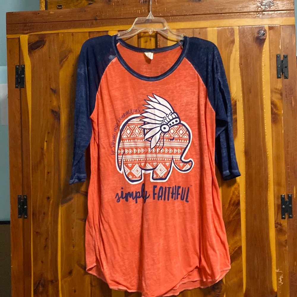 Strong & Courageous Simply Faithful Tee